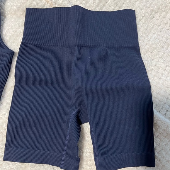 Navy Blue Workout Set (two piece set) - Picture 4 of 5